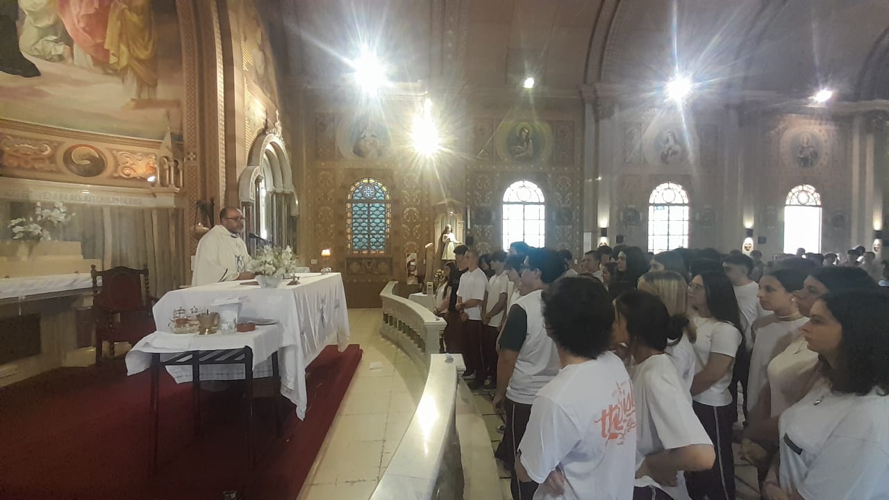 ¡La Misa De La Flor Blanca Fue Un Hermoso Momento De Oración Y Gratitud!