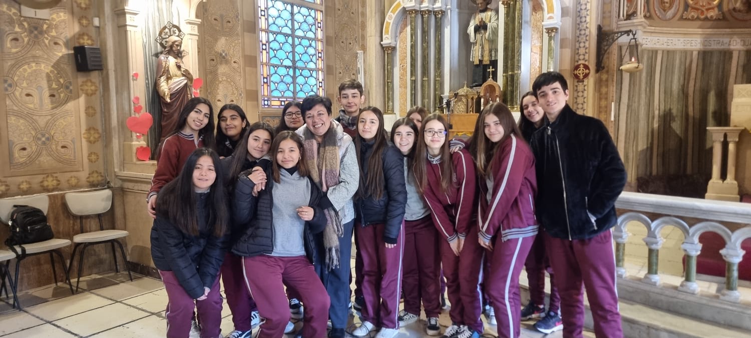 Gracias, Profe Eva Riveros