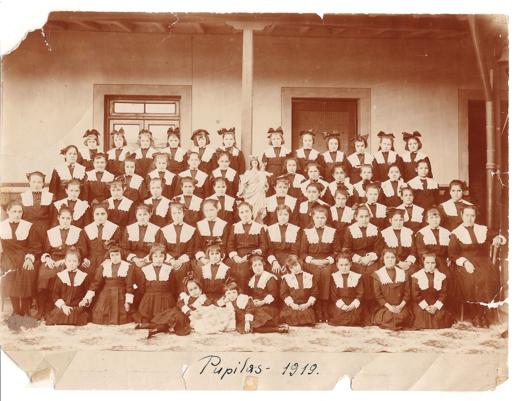 Alumnas_Pupilas_1919.jpg